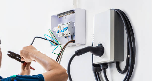 Best Affordable Emergency Electrician  in Sweet Springs, MO